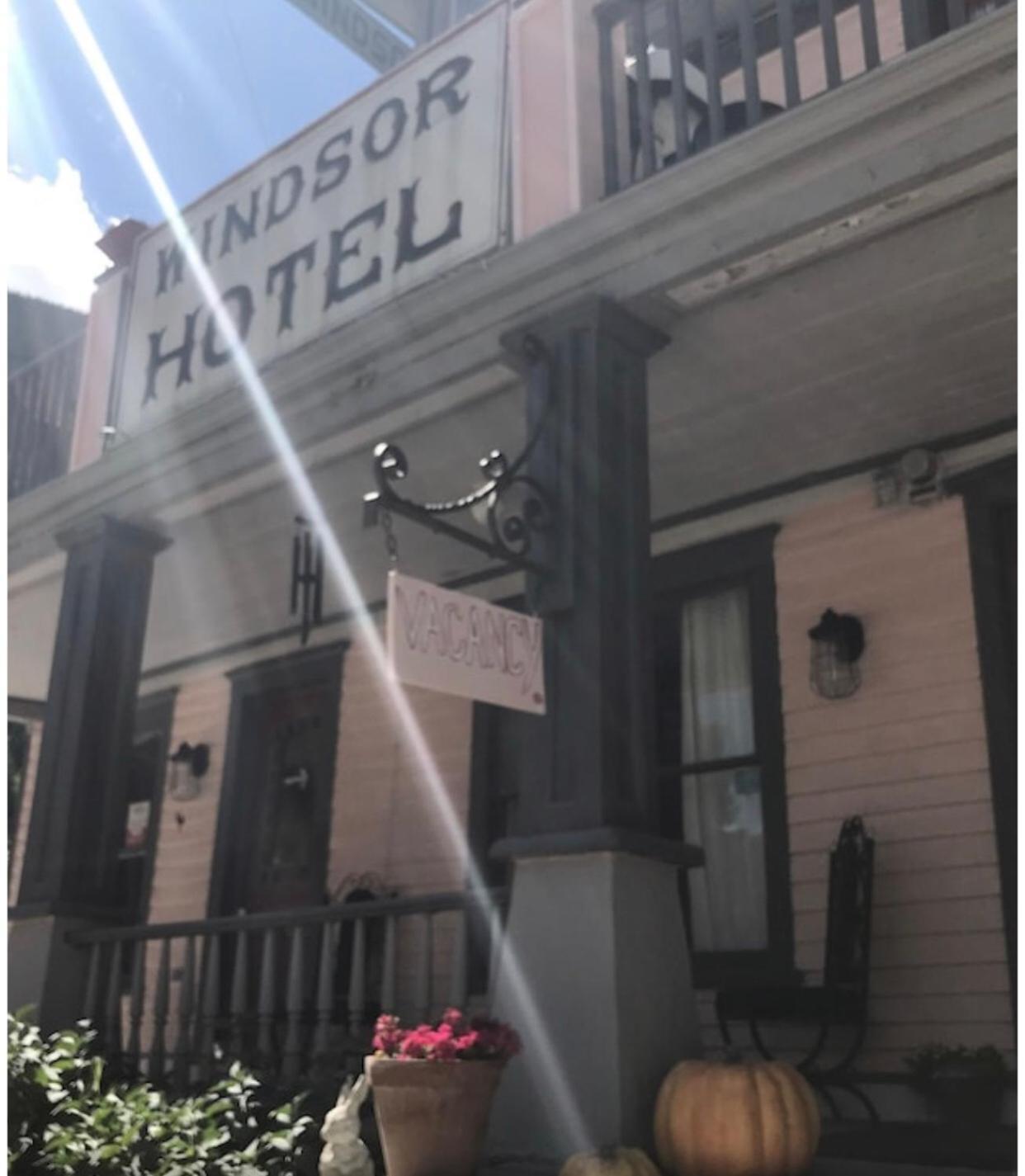 Historic Windsor Silver Plume Exterior foto